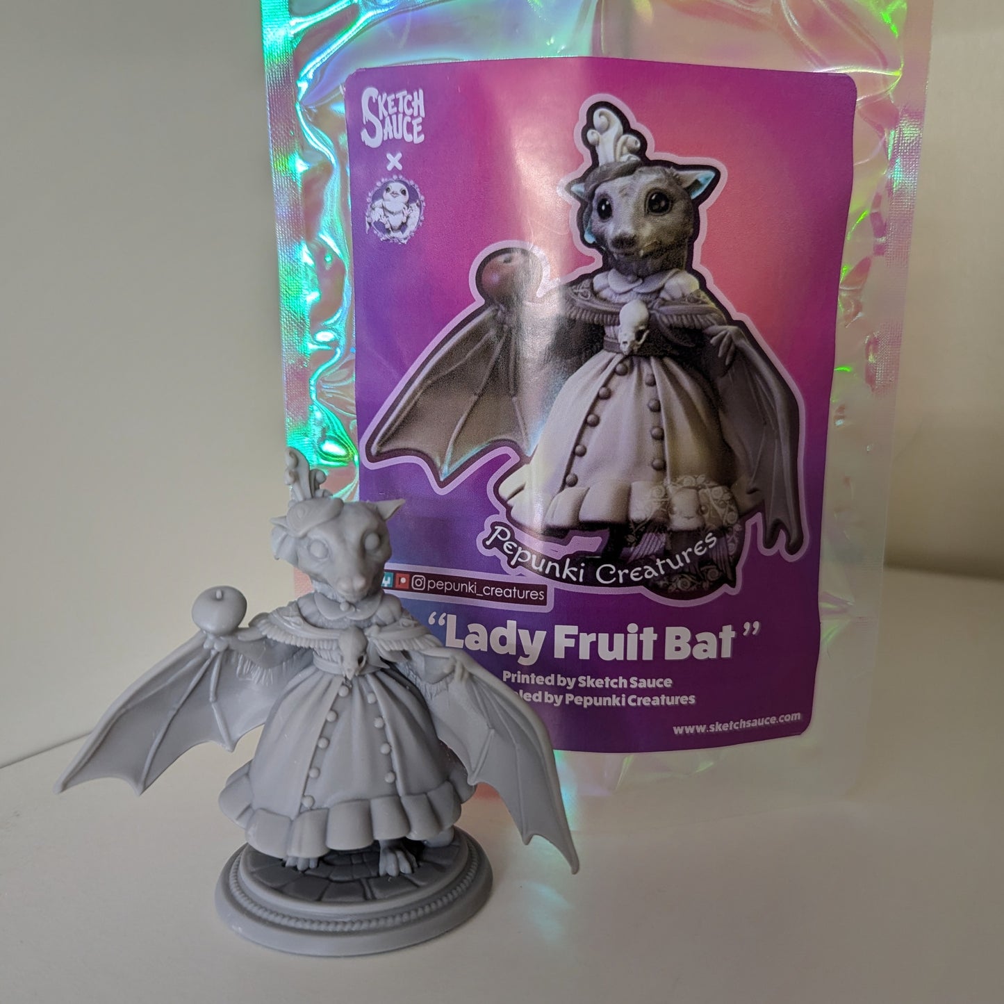 Pepunki Creatures - Lady Fruit Bat