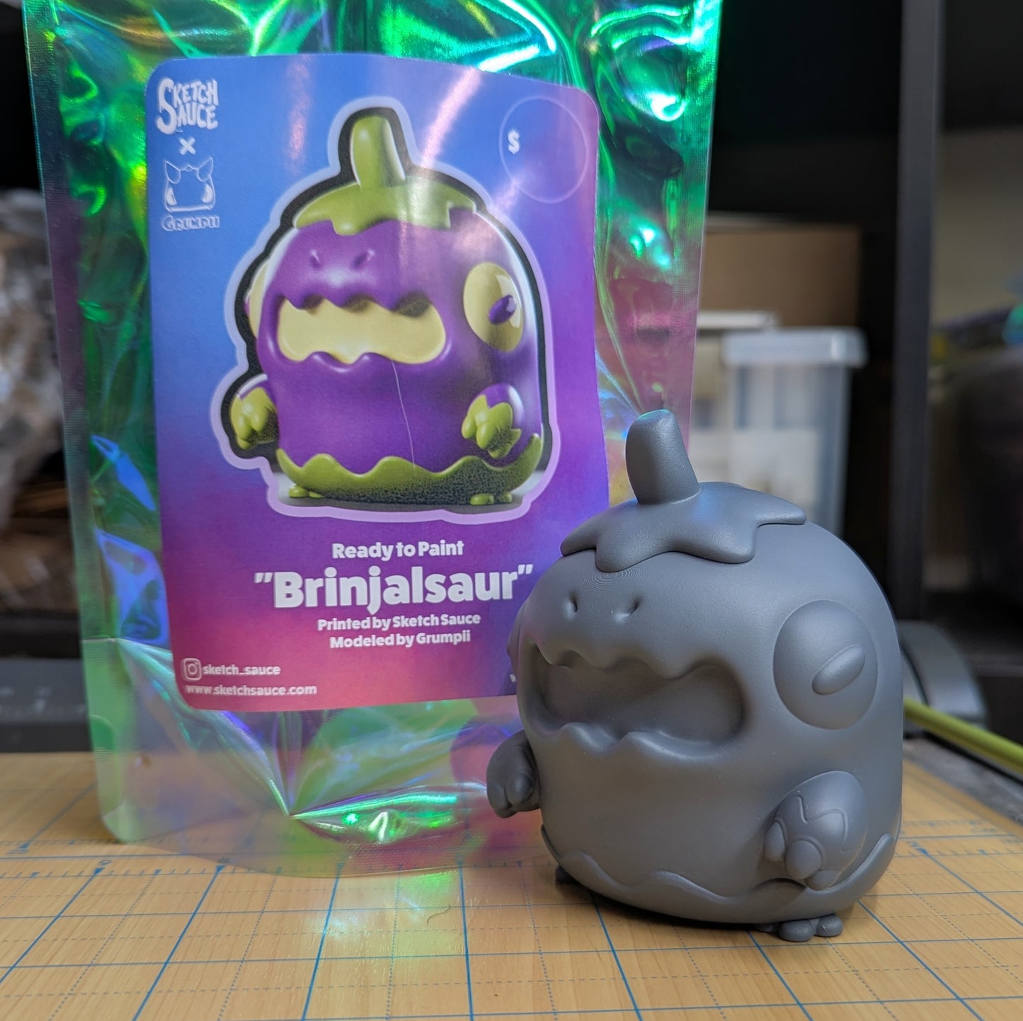 Grumpii "Brinjalsaur"