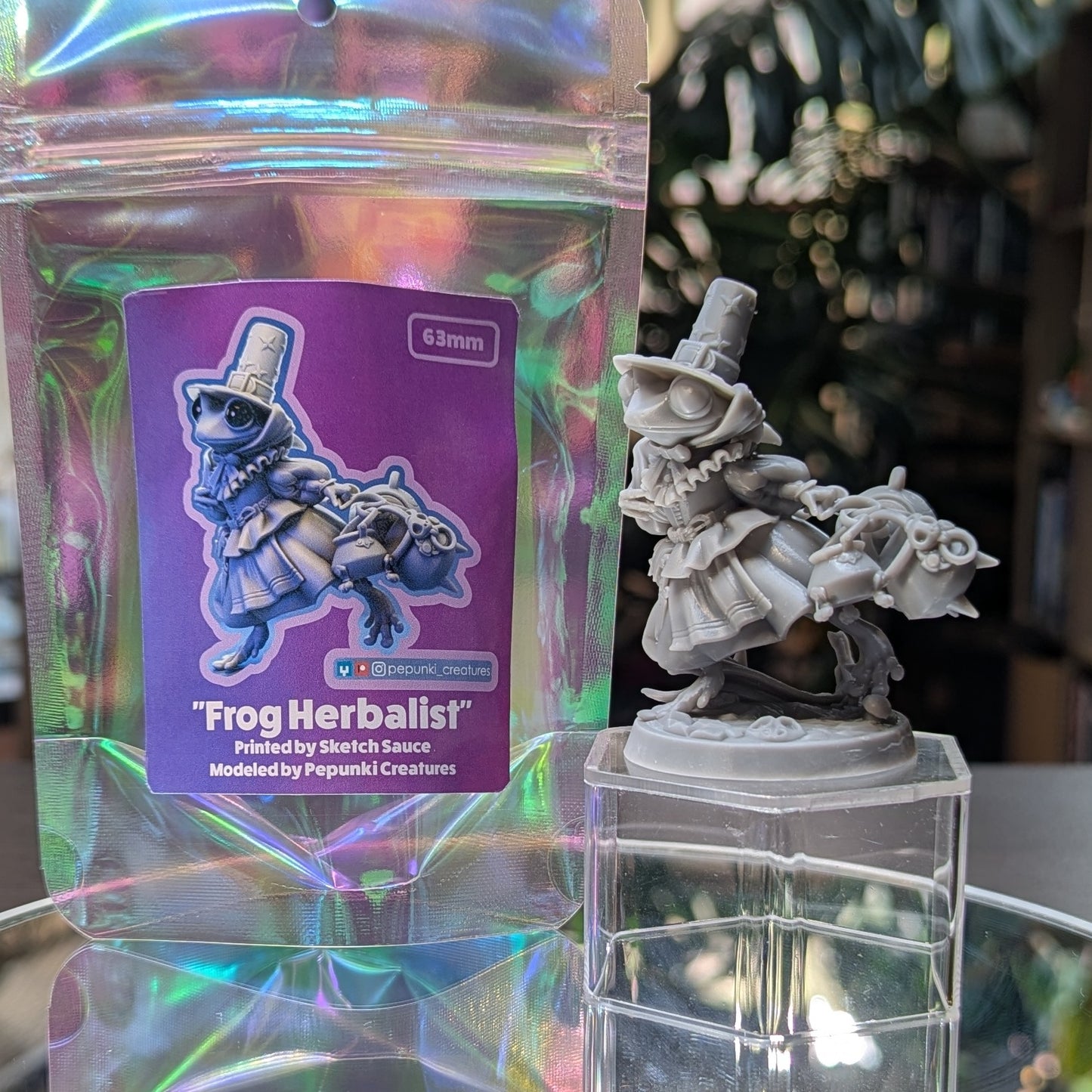 Pepunki Creatures - Frog Herbalist