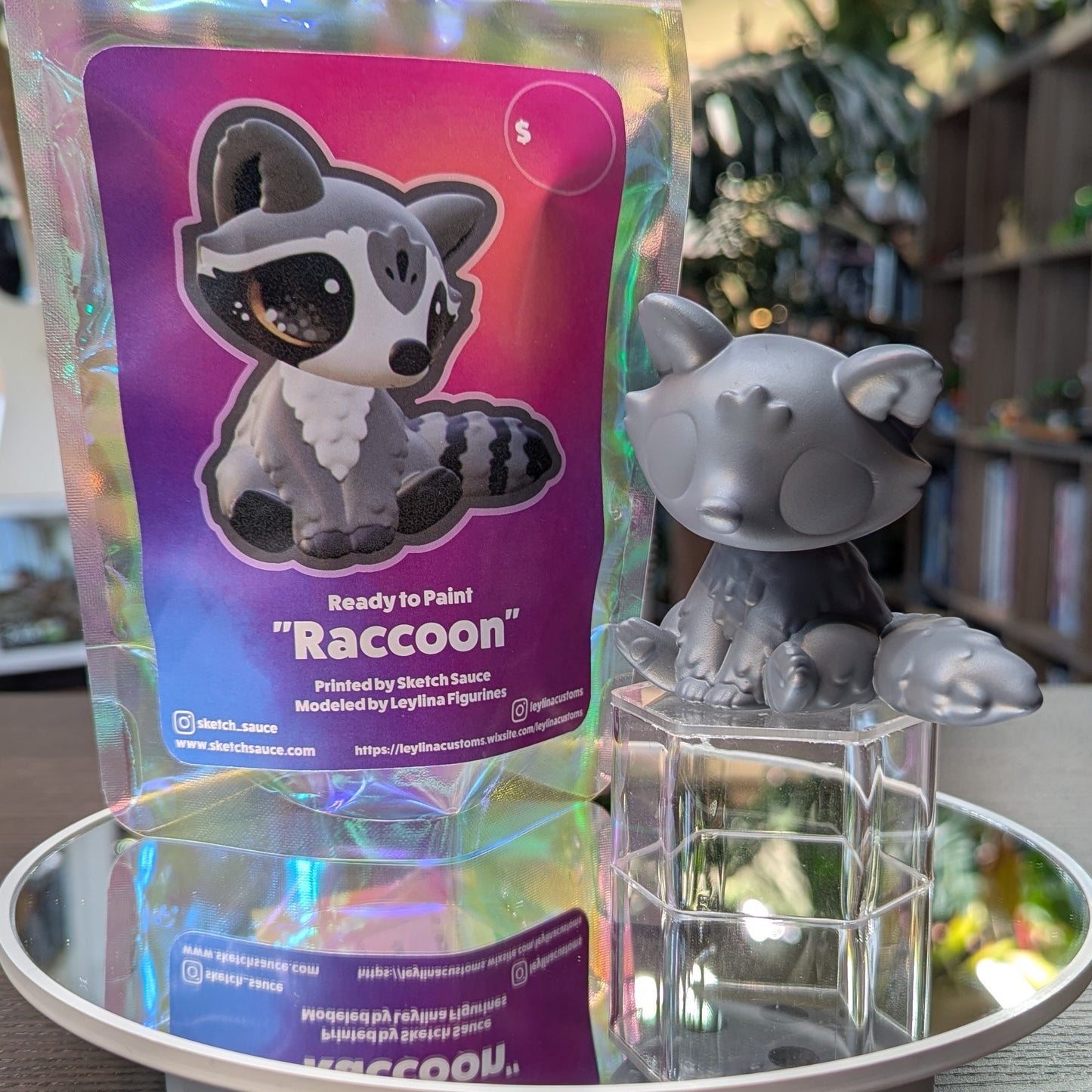 Leylina Figurines - Sept 2024 - Raccoon