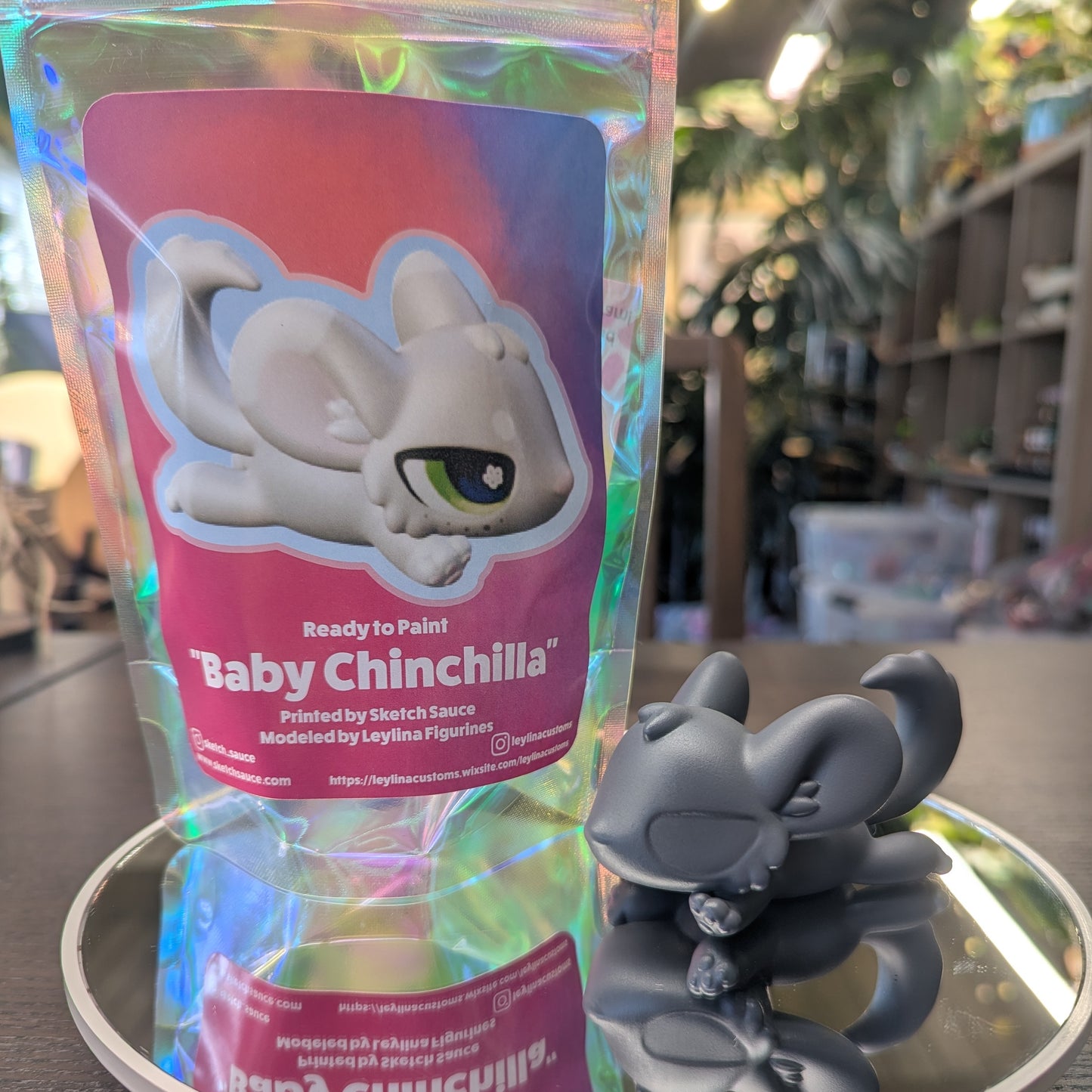 Leylina Figurines - Baby Chinchilla