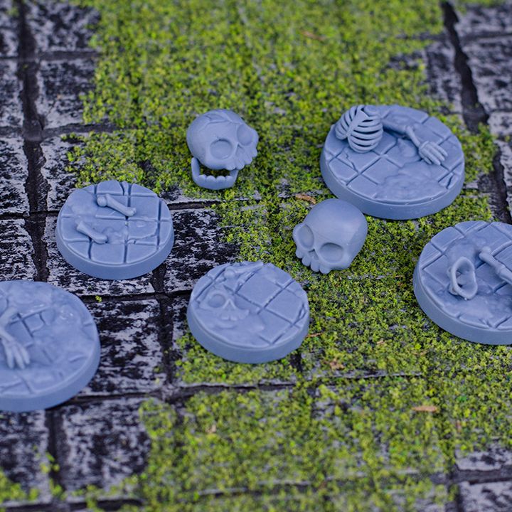 FFA - Spooky Dungeon - 25mm/32mm Tile Bases & Disassembled Skeleton