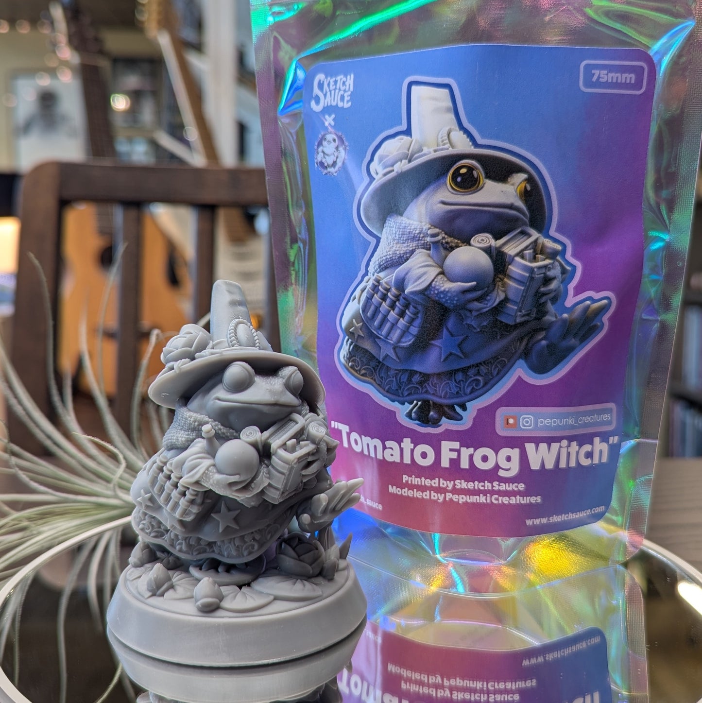 Pepunki Creatures - Tomato Frog Witch